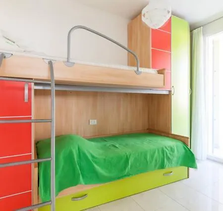 Via Giumbo Apartament